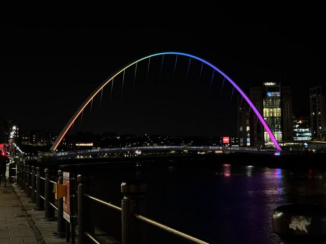 Leazes